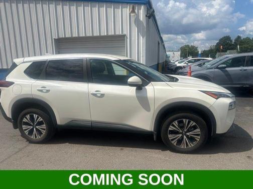 White 2023 Nissan Rogue SV