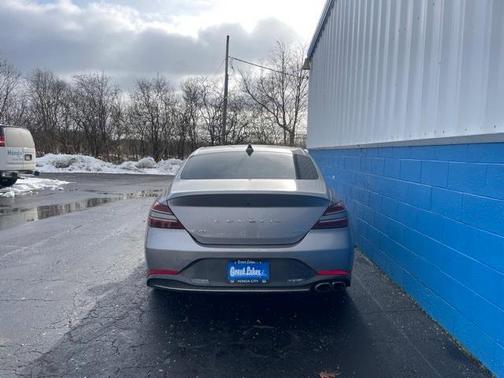 2023 Genesis G70 2.0T