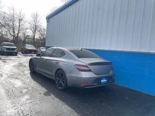 2023 Genesis G70 2.0T