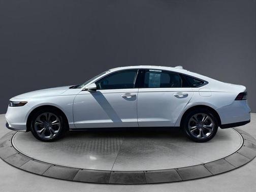 Platinum White Pearl 2024 Honda Accord EX