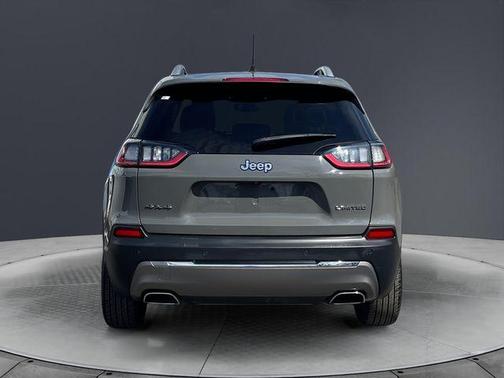 Sting Gray Clearcoat 2020 Jeep Cherokee Limited