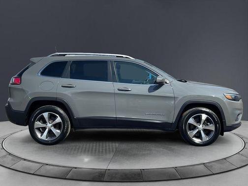 Sting Gray Clearcoat 2020 Jeep Cherokee Limited