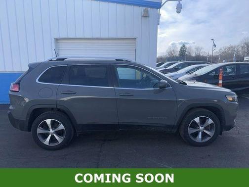 Sting Gray Clearcoat 2020 Jeep Cherokee Limited