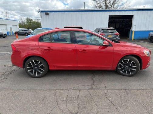 Passion Red 2017 Volvo S60 T5 Dynamic
