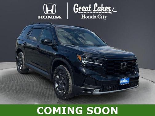 Crystal Black Pearl 2023 Honda Pilot TrailSport
