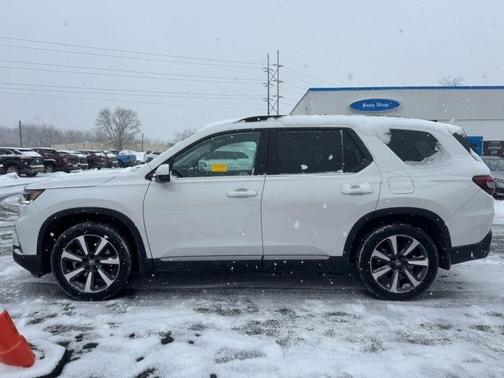 2023 Honda Pilot Elite