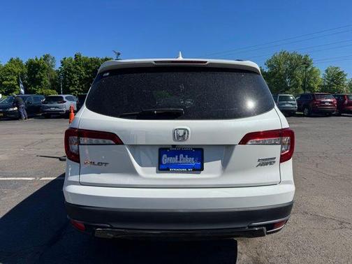 Platinum White Pearl 2022 Honda Pilot Special Edition