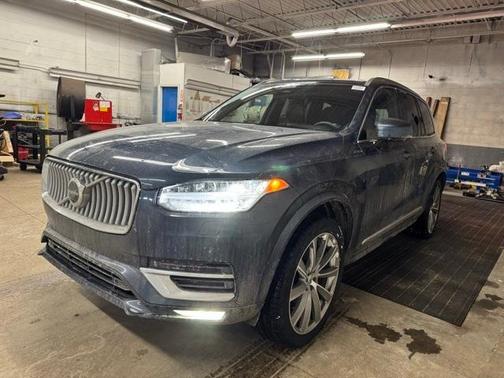2023 Volvo XC90 B6 Plus 7-Seater