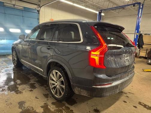 2023 Volvo XC90 B6 Plus 7-Seater