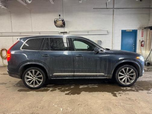 2023 Volvo XC90 B6 Plus 7-Seater