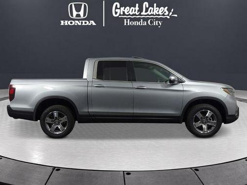 Solar Silver Metallic 2026 Honda Ridgeline RTL