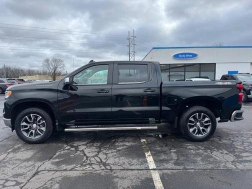 2024 Chevrolet Silverado 1500 LT