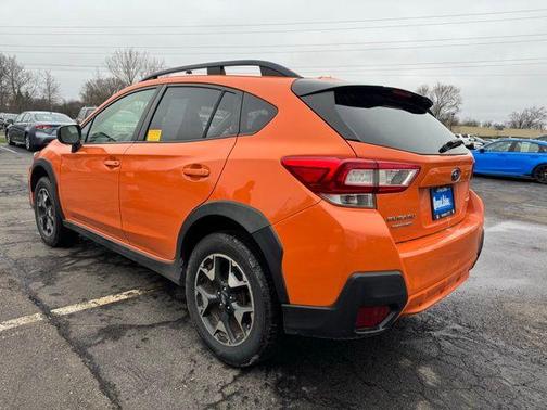 Sunshine Orange 2019 Subaru Crosstrek 2.0i