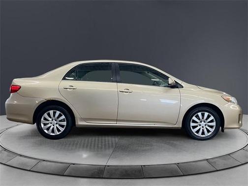 2013 Toyota Corolla LE