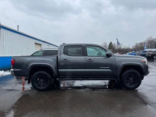2020 Toyota Tacoma SR5