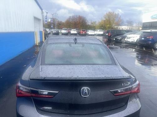 2022 Acura ILX TECHNOLOGY&A-SPEC PACKAGES