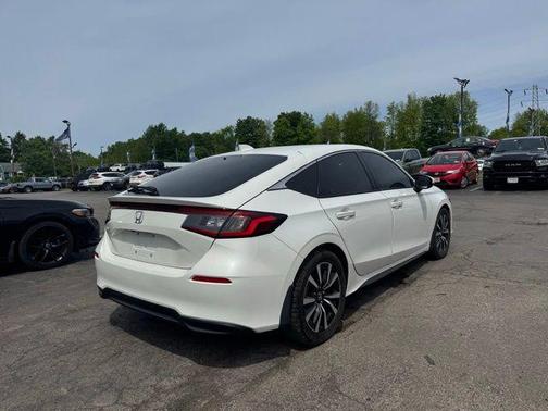 Platinum White Pearl 2023 Honda Civic EX-L