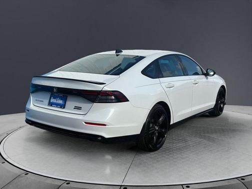 Platinum White Pearl 2023 Honda Accord Hybrid Sport-L