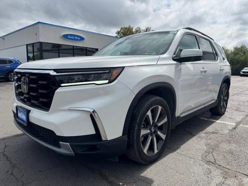 2023 Honda Pilot Touring