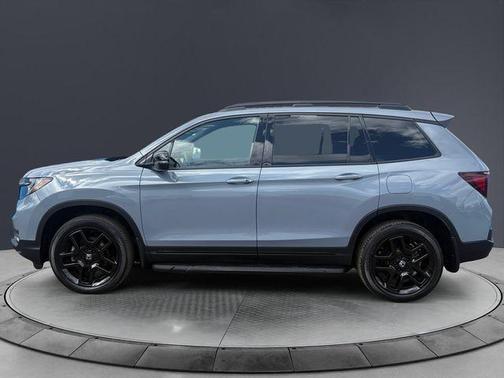 Sonic Gray Pearl 2025 Honda Passport Black Edition