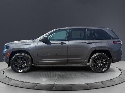Metallic 2023 Jeep Grand Cherokee 4xe Base