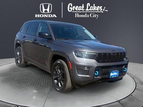 Metallic 2023 Jeep Grand Cherokee 4xe Base