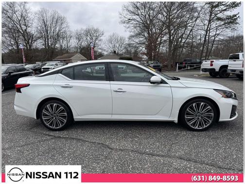 2023 Nissan Altima 2.5 SL