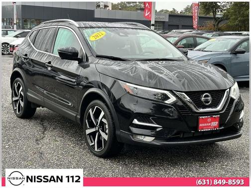 2022 Nissan Rogue Sport SL