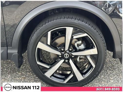 2022 Nissan Rogue Sport SL