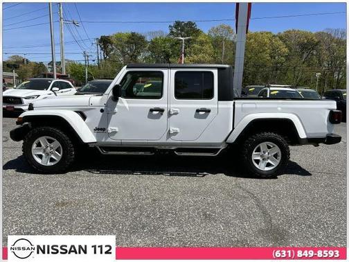 2023 Jeep Gladiator Sport