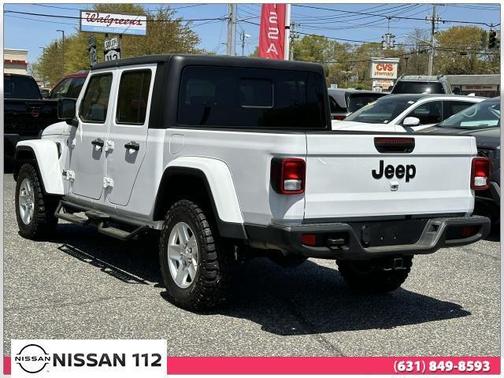 2023 Jeep Gladiator Sport