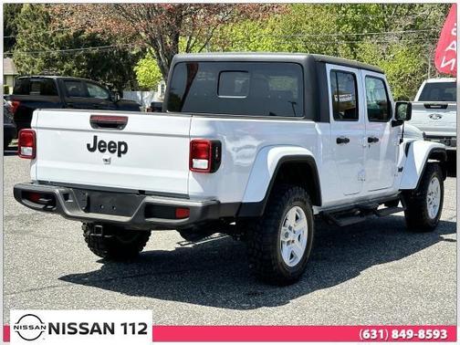 2023 Jeep Gladiator Sport