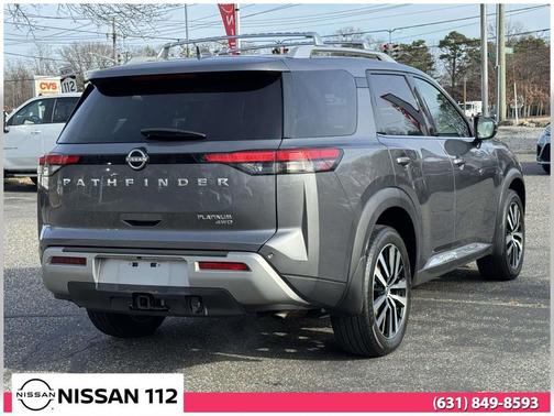 2023 Nissan Pathfinder Platinum 4WD