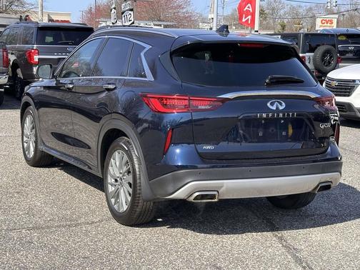 2023 INFINITI QX50 LUXE AWD