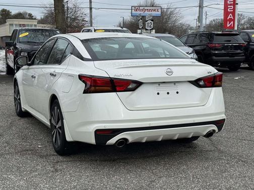 2020 Nissan Altima 2.5 SV