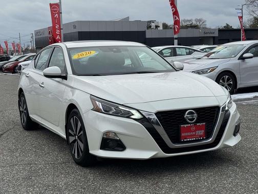 2020 Nissan Altima 2.5 SV
