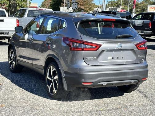 2022 Nissan Rogue Sport SL