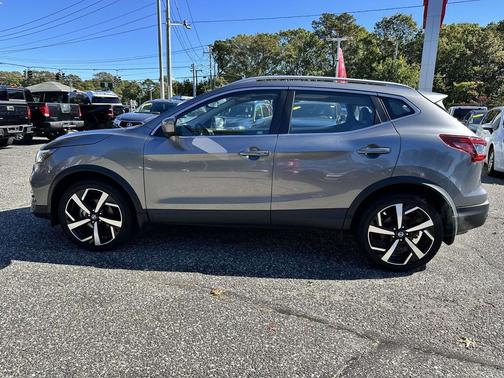 2022 Nissan Rogue Sport SL
