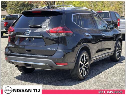 Magnetic Black Pearl 2019 Nissan Rogue SL
