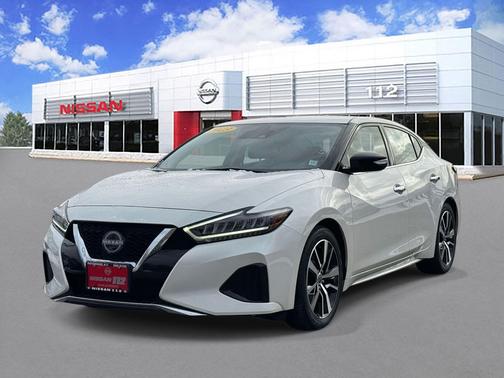 2023 Nissan Maxima SV