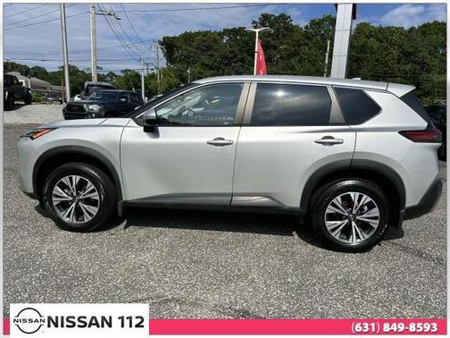 2022 Nissan Rogue SV