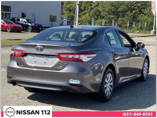 2020 Toyota Camry Hybrid LE