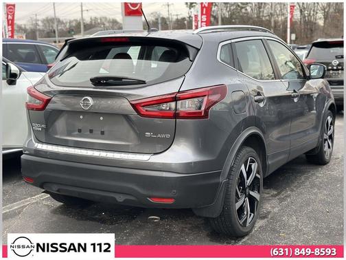 2022 Nissan Rogue Sport SL