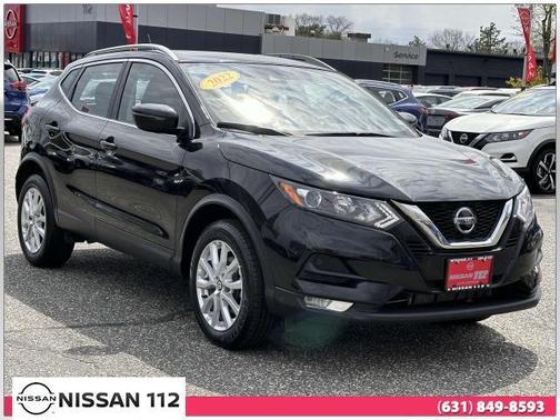 2022 Nissan Rogue Sport SV