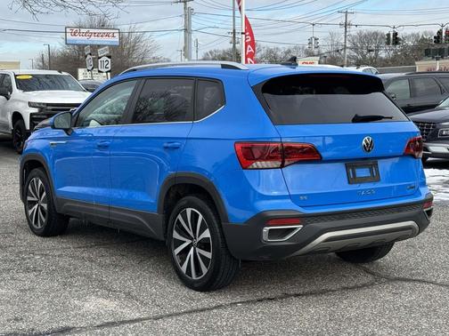 2022 Volkswagen Taos 1.5T SE