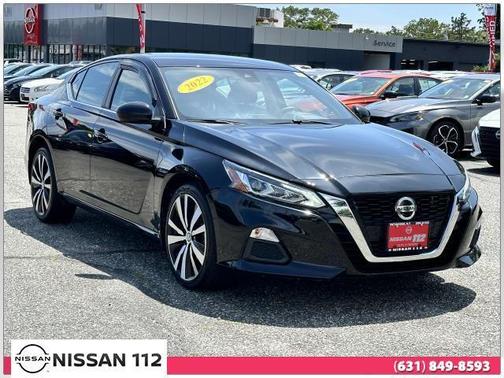 2022 Nissan Altima 2.5 SR