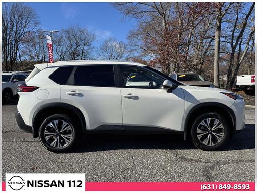 2022 Nissan Rogue SV