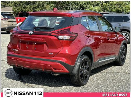 2024 Nissan Kicks SR