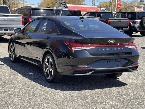 Onyx Black 2023 Hyundai ELANTRA SEL