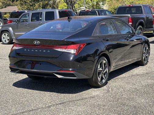 Onyx Black 2023 Hyundai ELANTRA SEL